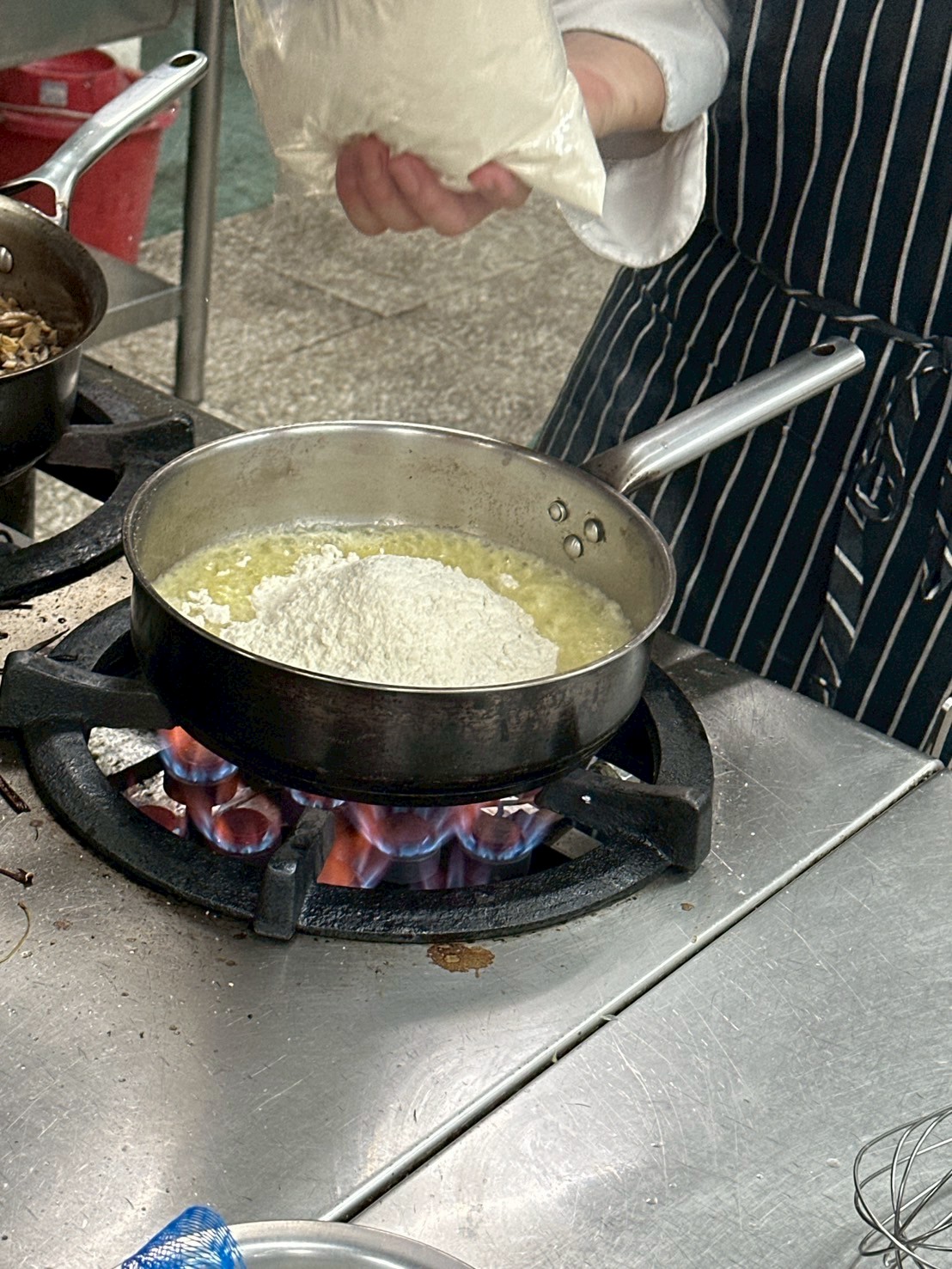 奶油炒麵粉1比1